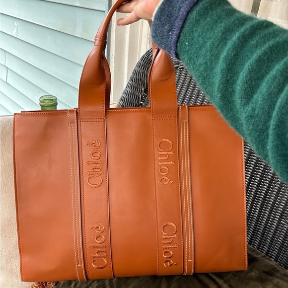 Chloe Woody Large Tote - Picture 2 of 7